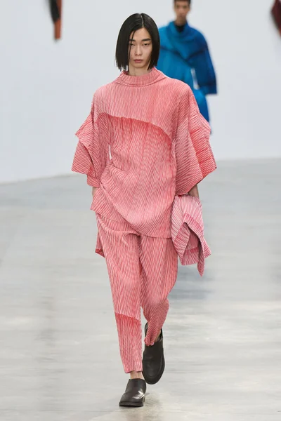 Look 36